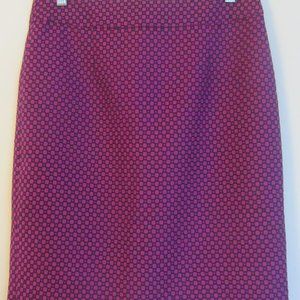 NWT Banana Republic, Women’s Skirt Size 6, Fully Lined, Fuchsia, Pencil Skirt.